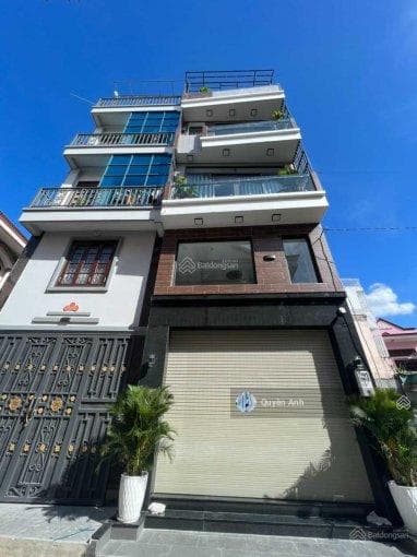 Biệt thự 4 tấm mới cứng full nội thất cao cấp 5x20m Bình Lợi, thang máy, ngay công viên, 15.2 tỷ TL