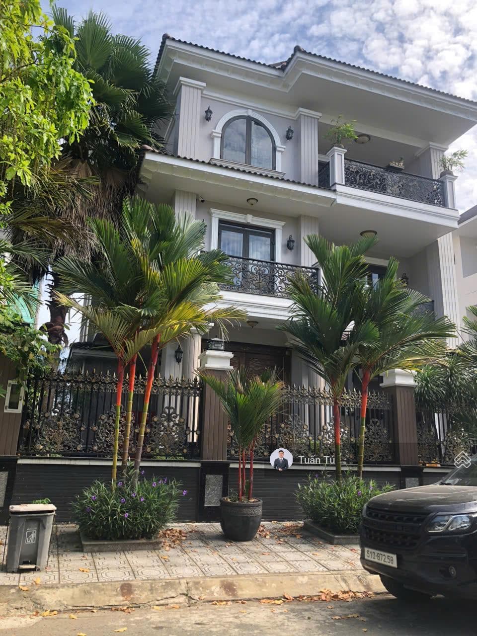 BÁN BIỆT THỰ ĐƠN LẬP BÌNH THẠNH - ĐẶNG THUỲ TRÂM P13 - DT 15x16m 4 TẦNG NHÀ MỚI - 35,5 TỶ TL