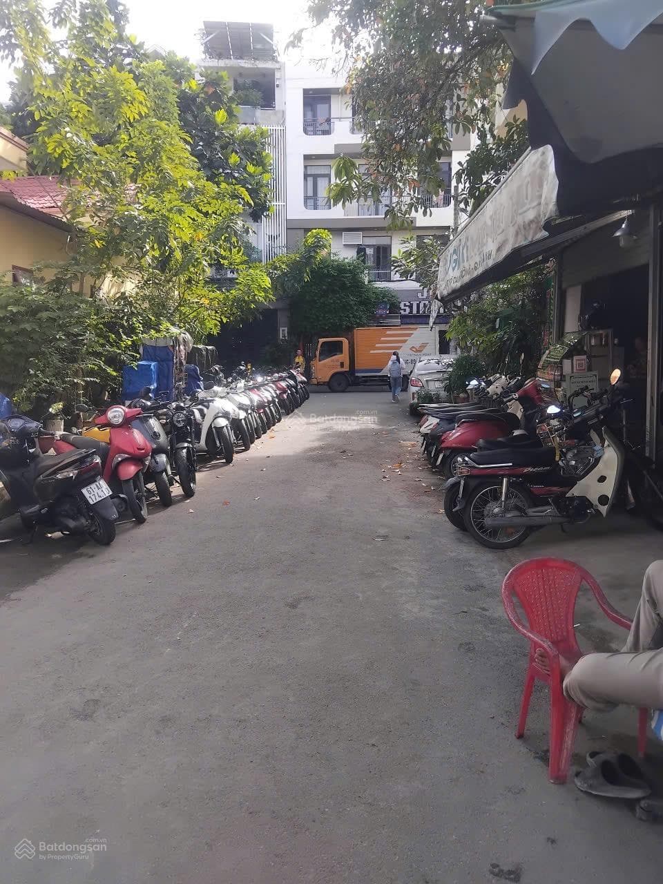 Bán Nhà Khu D-Nguyễn Gia Trí -Võ Oanh P.25 BT (4,2x16,2m) 68m2,3 Tầng Giá 15,2 tỷ TL (Hiếm nhà bán)