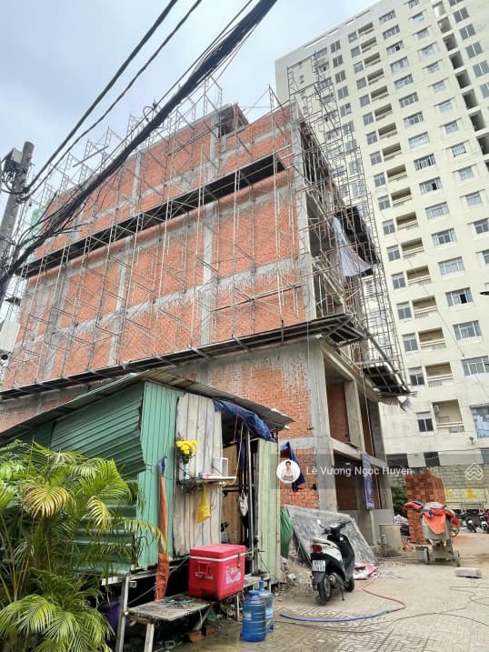 BÁN LÔ ĐẤT SÁT MẶT TIỀN Ung Văn Khiêm - 4x20m, GPXD Hầm 7 Tầng - Giá 13,5 Tỷ TL