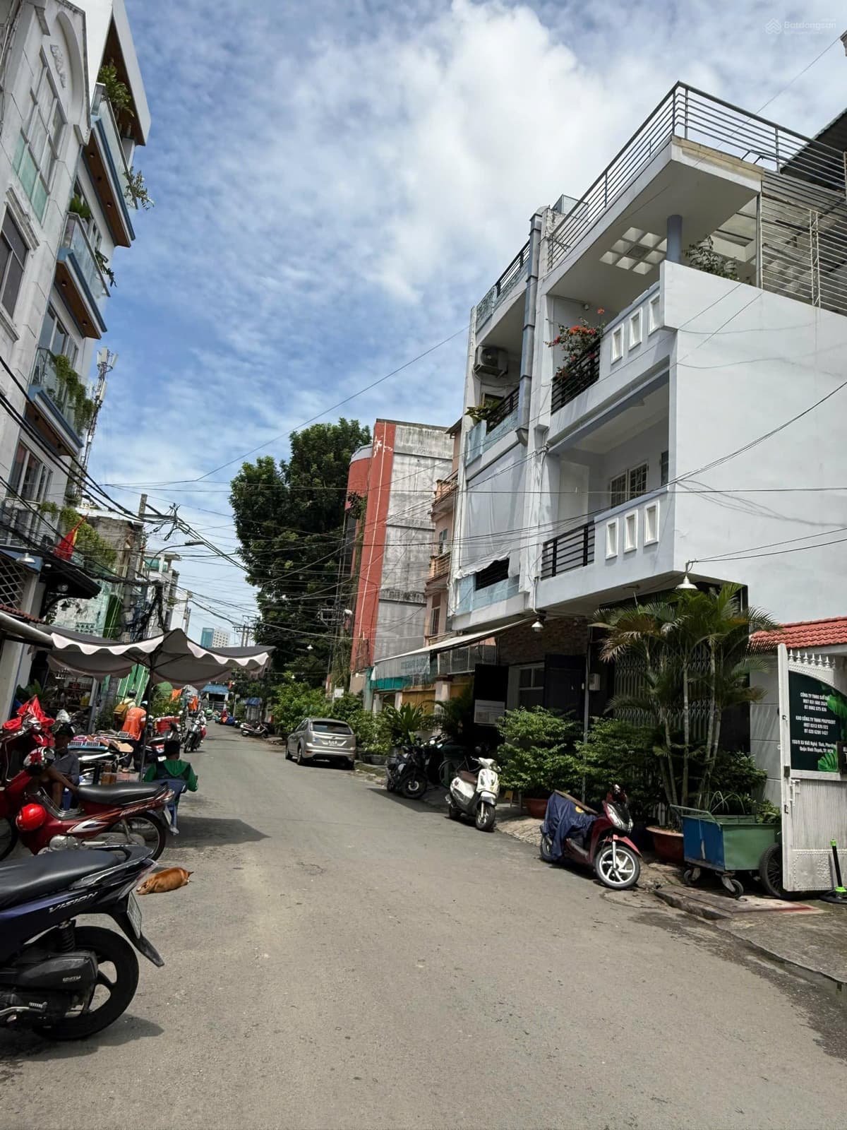 Bán nhà 3 tầng hẻm 6m căn góc 2MT Bùi Đình Tuý- 11x30m)20phòng thu nhập 86tr/th. GPXD mới hầm 7tầng