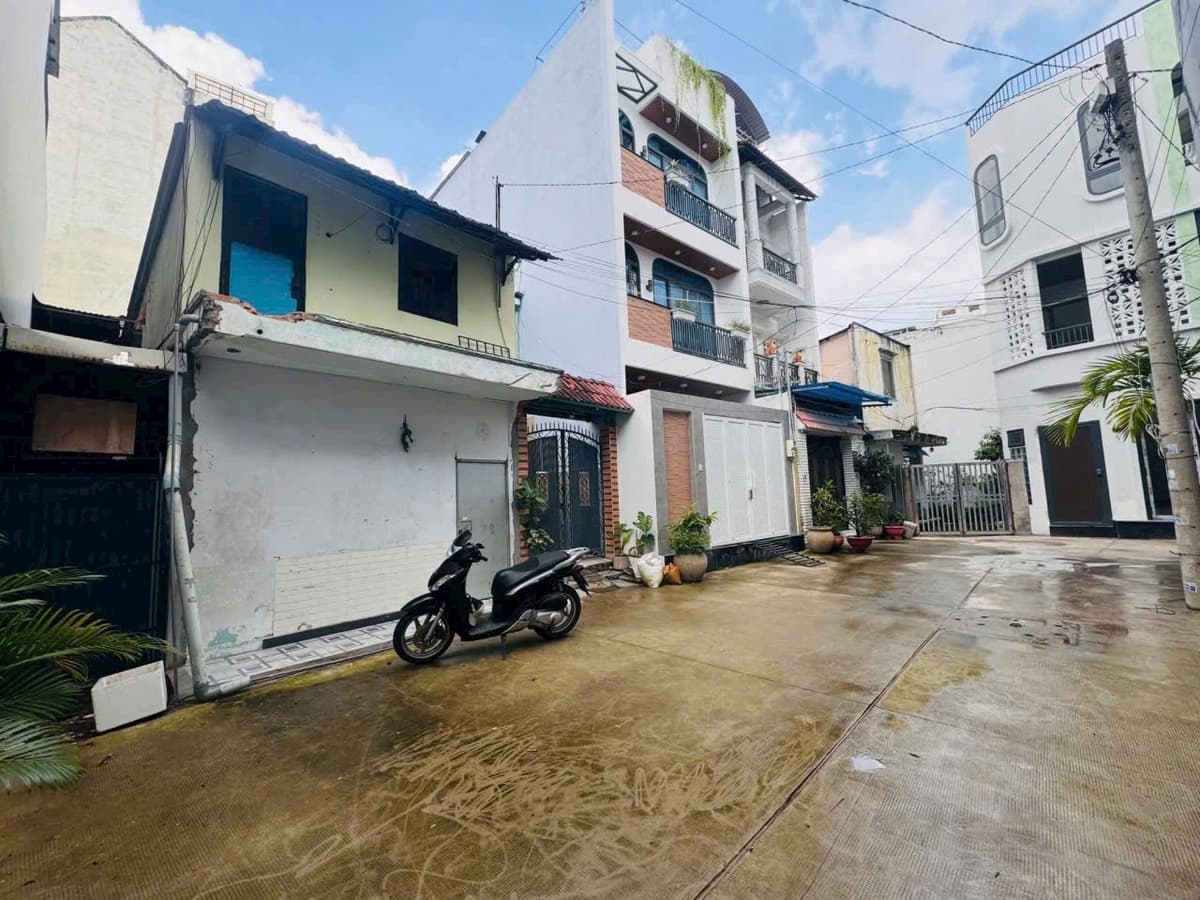 Khuôn đất HXH Lê Quang Định, P7 BT - 1 Sẹc - hẻm xe hơi quay đầu Ngang 5mx14 xây mới 5 tầng - 9 tỷ 