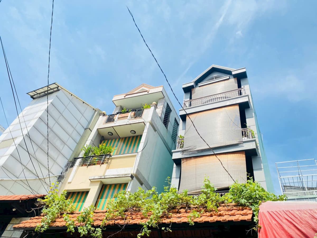 SIÊU PHẨM NƠ TRANG LONG, PHAN VĂN TRỊ - 120M2(5.1x24), 5 TẦNG - MẶT TIỀN HẺM XE HƠI TRÁNH - 14,2 Ty