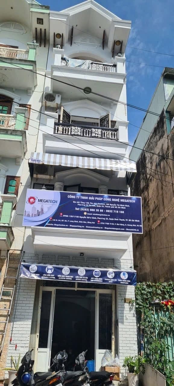 BÁN NHÀ 135 NGUYỄN HỮU CẢNH, P22 BT- 3,5X15M - 5 TẦNG Ở NGAY -KẾ GA METRO VĂN THÁNH - LANDMARK 81